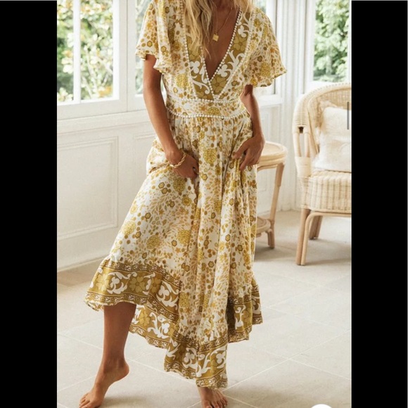 Lillium Boho Gypsy Floral Maxi Dress - Picture 6 of 9